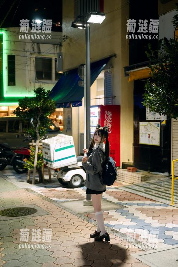 网址界的跟风者：15吃瓜官方网站如何拯救你的无聊时光