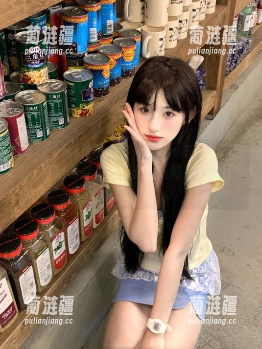 优雅地打开www.51.com网址，还以为能见到什么大新闻？结果只有八卦！
