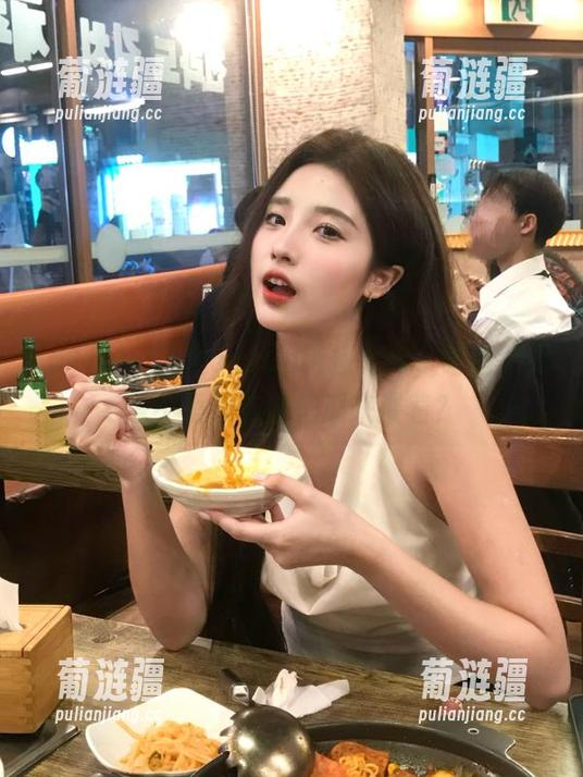 这个51fun链接太火，哈哈，我是不是该先端把瓜来搂着？