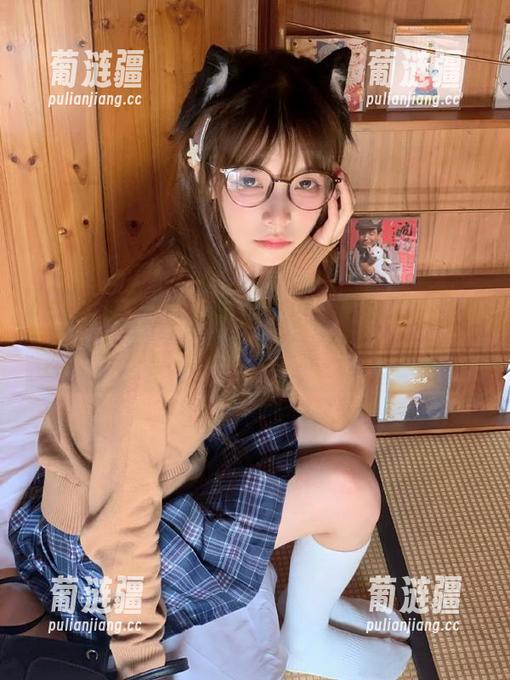 戏言与实情交织，跟着这个链接，51吃瓜让你感受到“黑料”的魅力。
