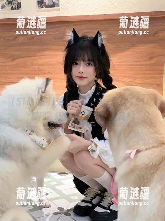 观看时光飞逝，下载“51吃瓜网”让你与八卦永不分离！
