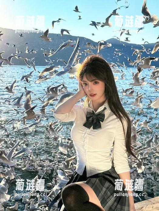 一边吃瓜一边剖析51在线吃瓜苹果版，让我想起那只原野里的小鸟！