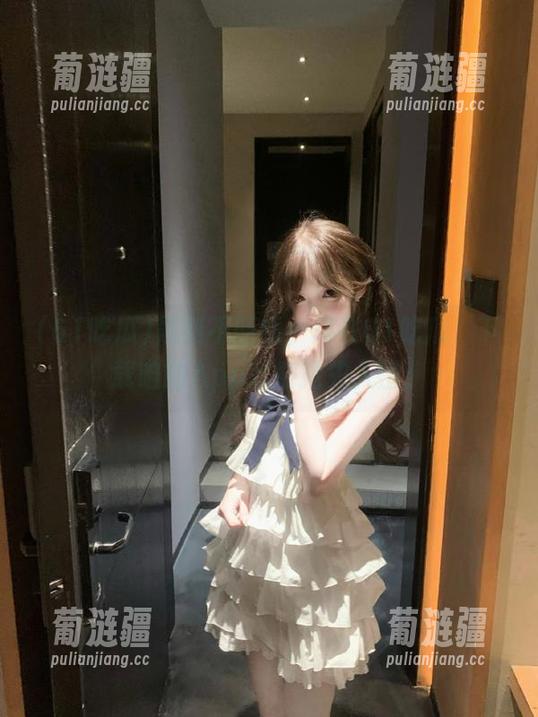 黑料不断线，尽在61吃瓜，下载咱的App就能抢先入围！