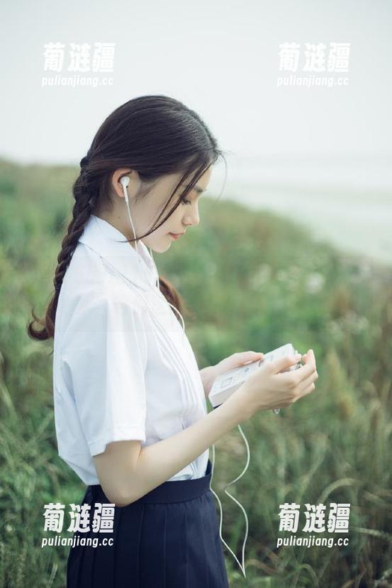 hl155.ccm苹果版的黑料真不少，咱们这把瓜吃得可真爽！
