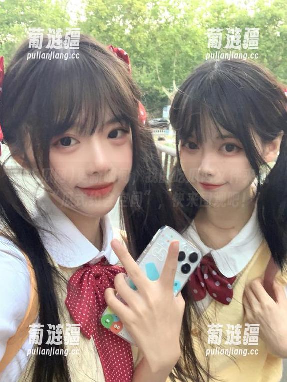 更新瞬间，我的吃瓜网文件夹成了“瓜式约会空间”，快来围观吧！