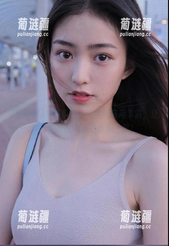 “吃瓜网”网页版应用丰富，让我一边吃西瓜一边滑屏，耶！
