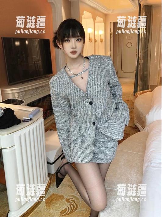 点击吃瓜网17c链接，我的天，这瓜也能吃得这么欢乐？