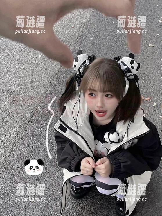 911吃瓜黑料社：一个神奇的app，黑料和瓜皮都各司其职，快乐无限！