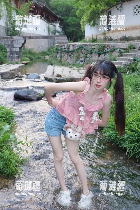 别眨眼，吾爱吃瓜在线网爆料来了，听说剧情比求婚还曲折！