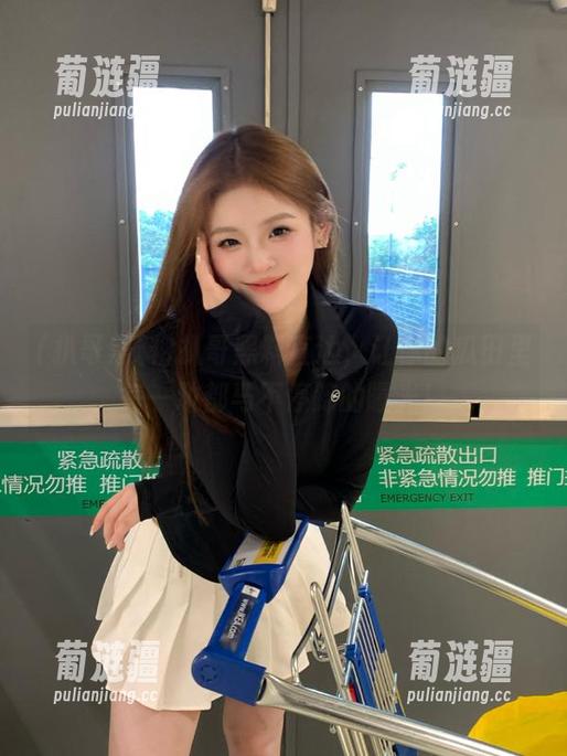 扒哥黑料直达，让你的瓜田里每一粒都马不停蹄的曝光！
