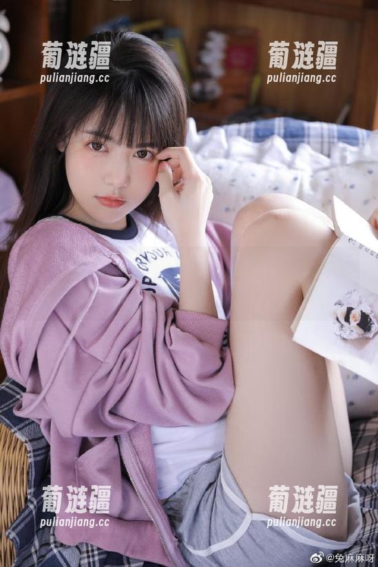 地址不够？没关系，吃瓜就上“明星黑料”网站！