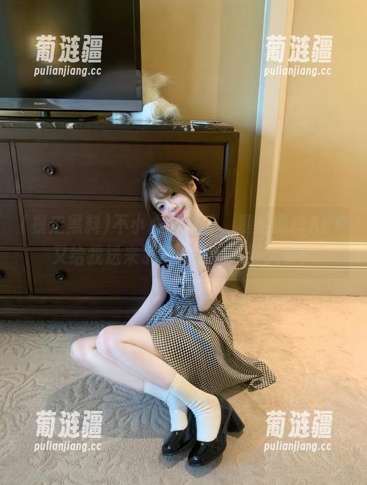 不小心刷新了，暴走黑料APP又给我送来了新一轮的八卦大餐！
