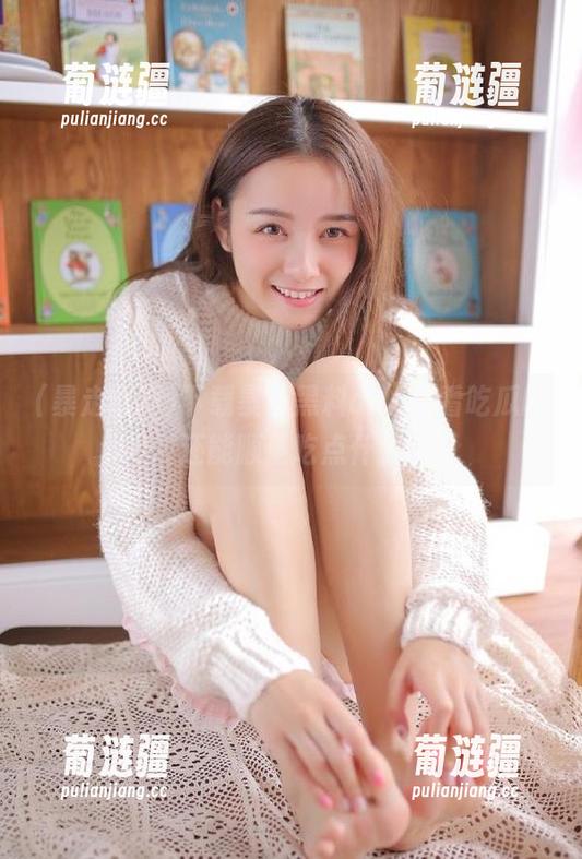 下载暴走黑料app，看吃瓜的同时还能顺便吃点什么呢？