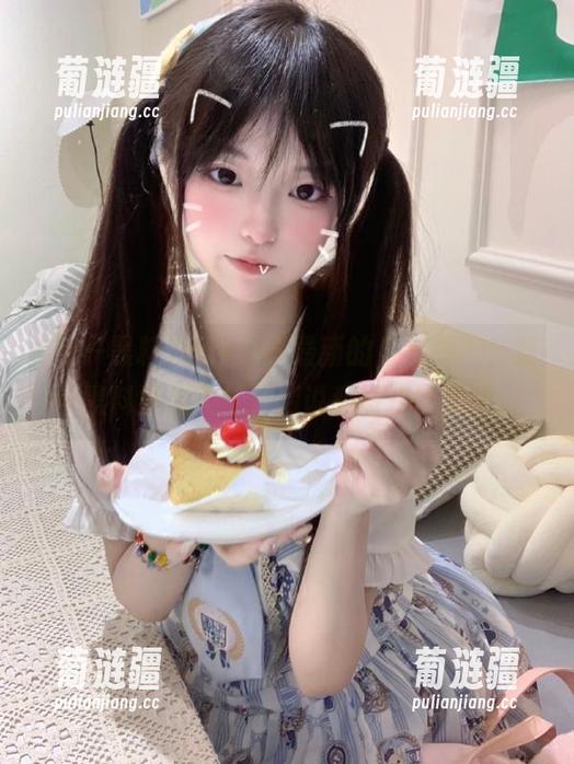 给你分享最新的“黑幕”，第一黑料推你入坑，别说我没提醒你哦。