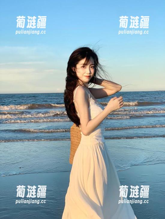 午夜发布的今日黑料51，内容太炸裂了，默默给自己加了个鸡腿！
