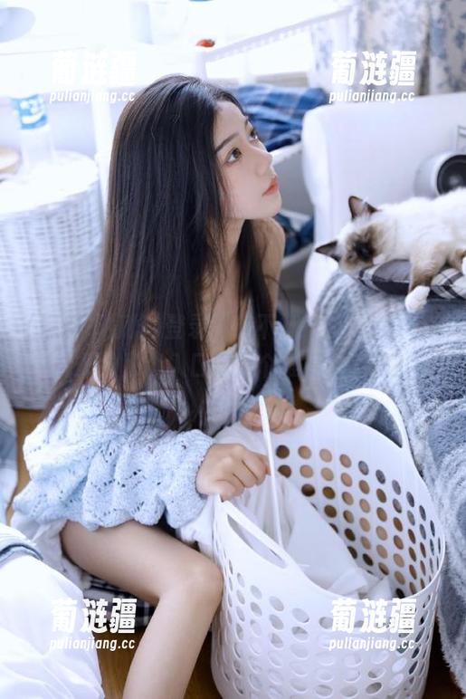 登录黑料不打烊tttzzz，你能想象那个入口像是个维度之门吗？