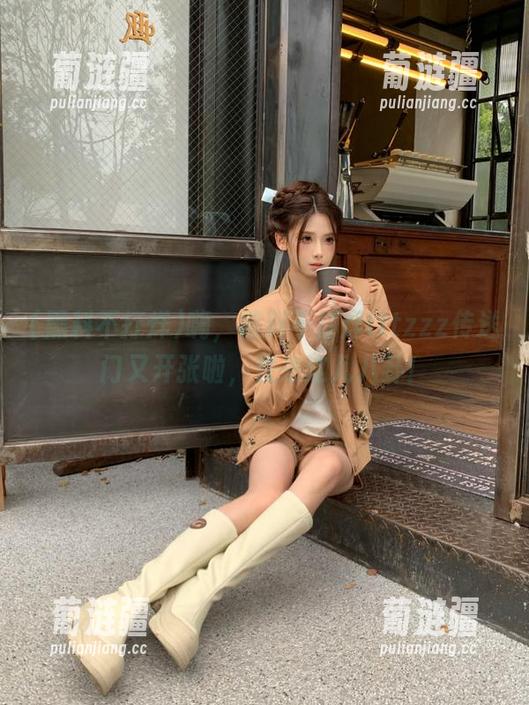 嗨，黑料不打烊tttzzz传送门又开张啦，快来这儿八卦！