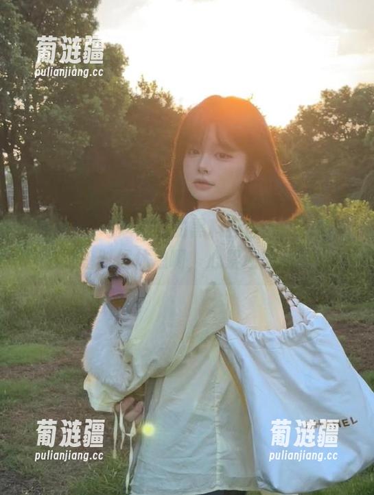 乌烟瘴气的黑料社官网，想问问老板啥时候休息啊，心累还得吃瓜！