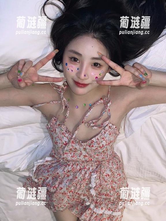 黑料网App小编带你回顾今日爆料纷争，居然有人在场边吃影帝！