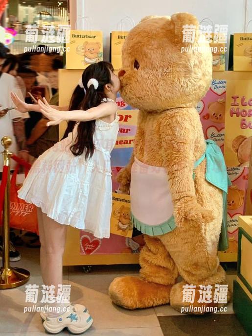 吃瓜其实也是一种冒险，走进“黑料网站”入口，准备好被惊爆眼球吧！